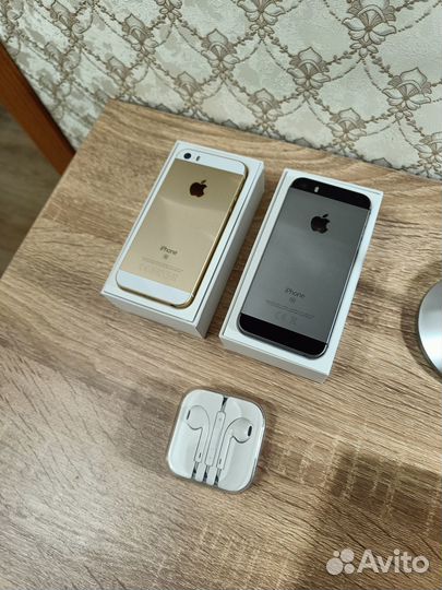 iPhone SE, 32 ГБ