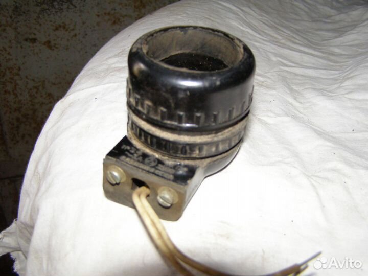 Патроны герметичные для ламп дневного света (лежал