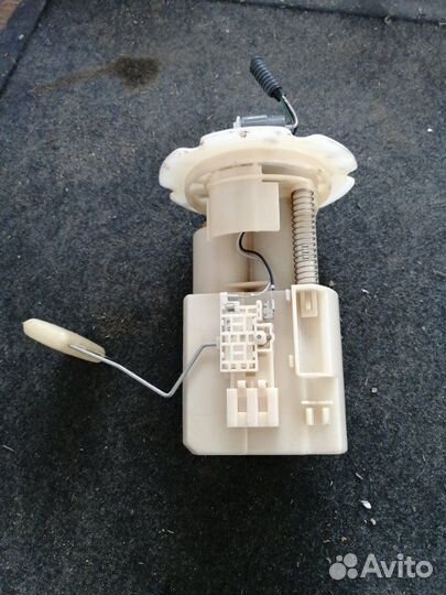 Топливный насос Nissan Serena C25 MR20