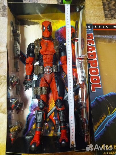 Фигурка Marvel Deadpool (45 см)