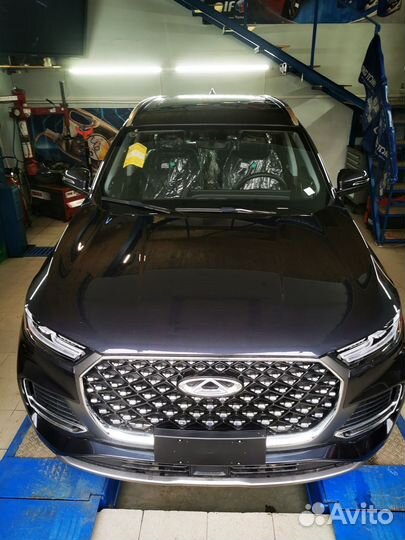 Chery Tiggo 8 Pro e+ 1.5 AT, 2022, 100 км