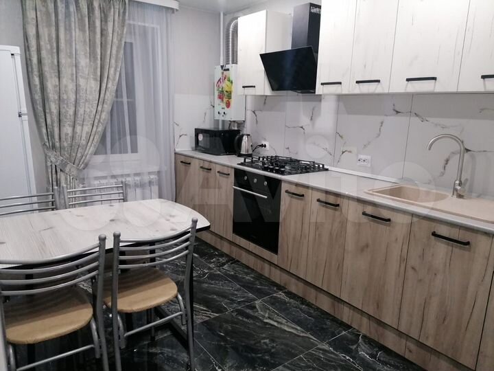 2-к. квартира, 43 м², 4/5 эт.