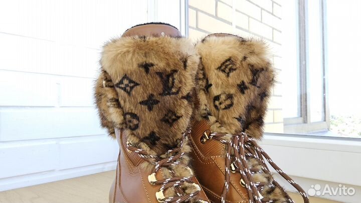 Ботинки норковые Louis Vuitton Territory Boots ори