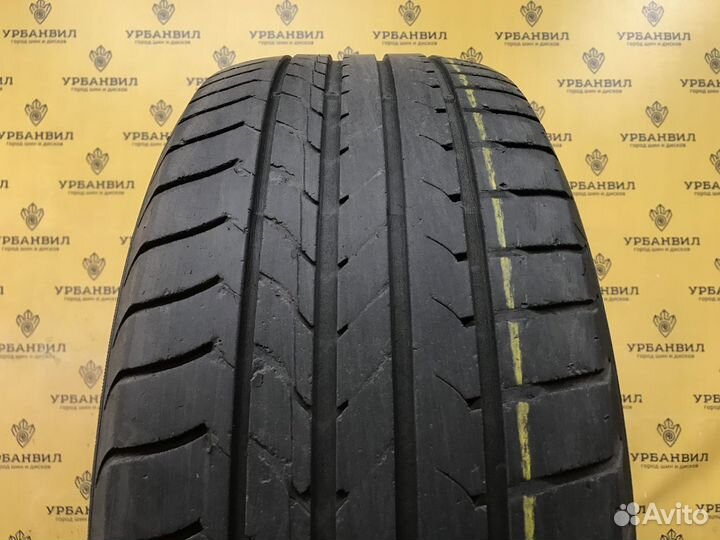 Goodyear EfficientGrip 215/50 R17 95W