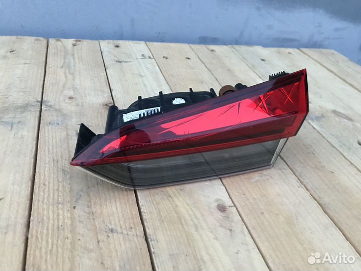 Skoda Rapid (NK6) 20- Фонарь LED внутренний R