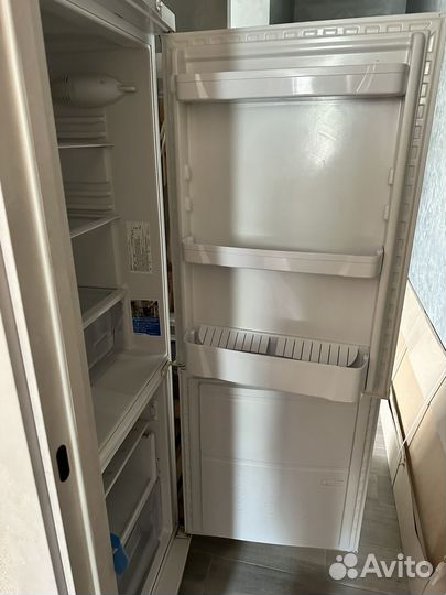 Холодильник indesit SB167.027