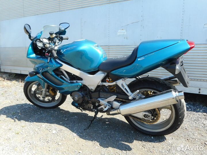 Honda VTR1000 firestorm No. B10699