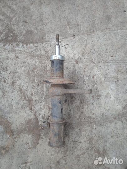 Амортизатор подвески передний правый Лада 2109