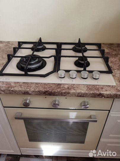 Газовая варочная панель 4 конфорки стекло