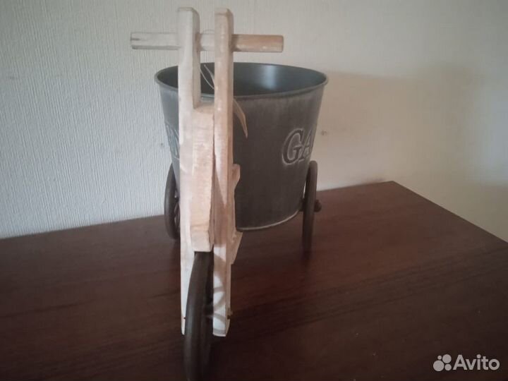 Кашпо для цветов