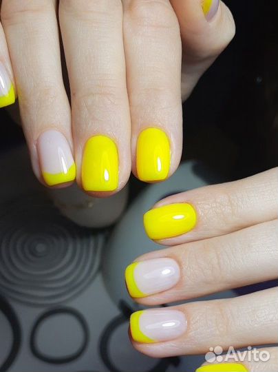 Маникюр, педикюр