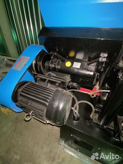 Ленточнопильный станок MetalTec BS 300 CH