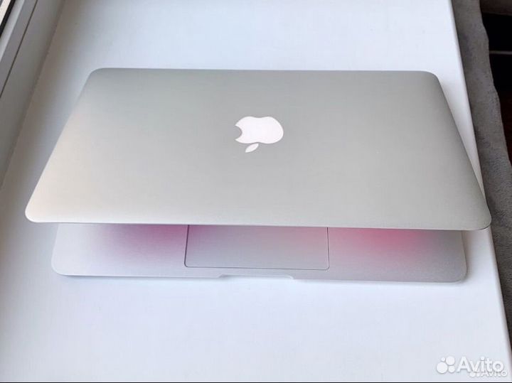 Apple MacBook Air 2011 4/128 i5