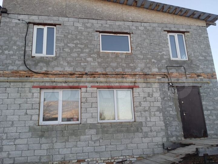 Дом 180 м² на участке 21 сот.