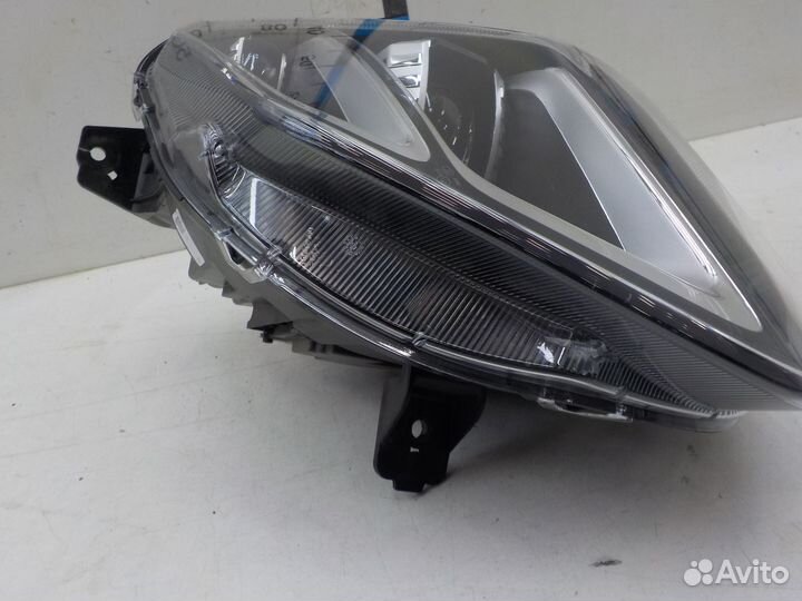 Фара левая Omoda C5