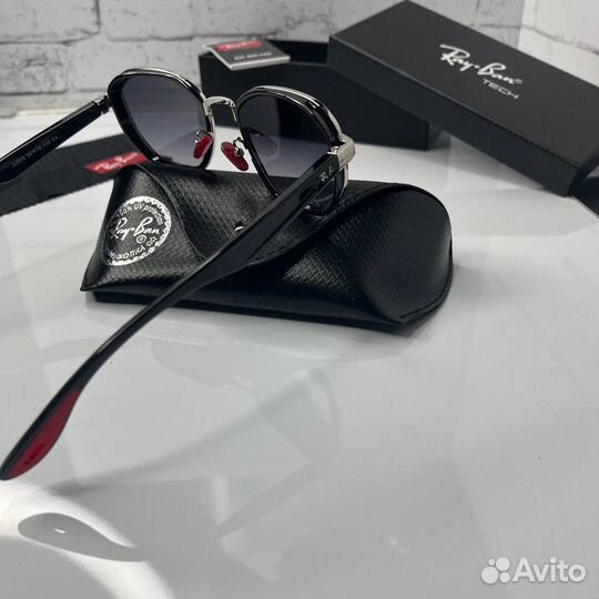 Солнцезащитные очки Ray Ban