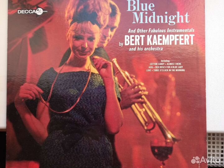 Винил. Берт Кэмпферт и его оркестр