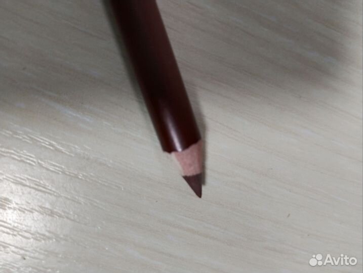 Карандаш для глаз