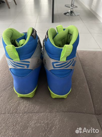 Лыжные ботинки детские