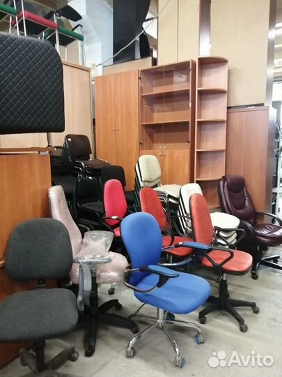 Офисные стулья