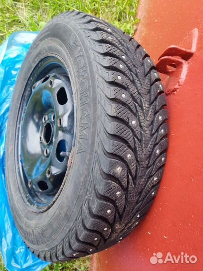 Yokohama IceGuard Stud IG65 175/70 R14