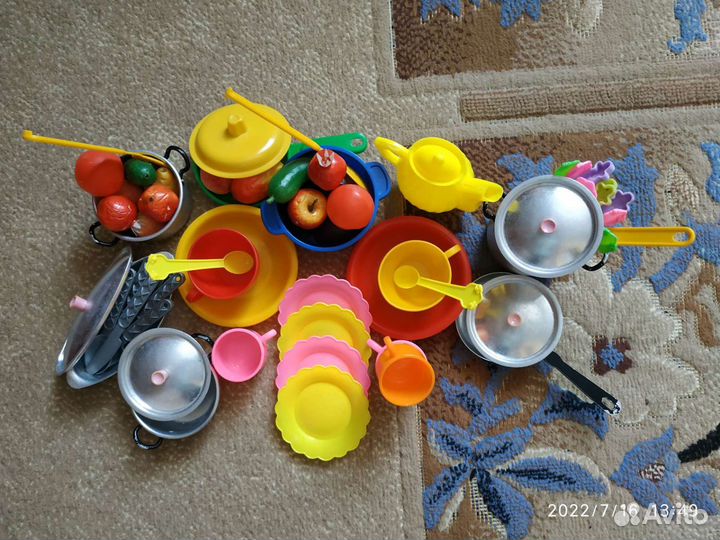 Игрушечная посуда