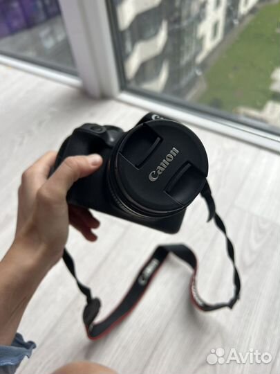Фотоаппарат canon eos 2000d