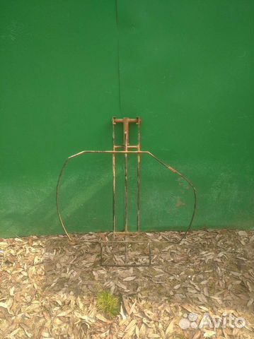 Кронштейн выдвижной докатки запаски Кайрон