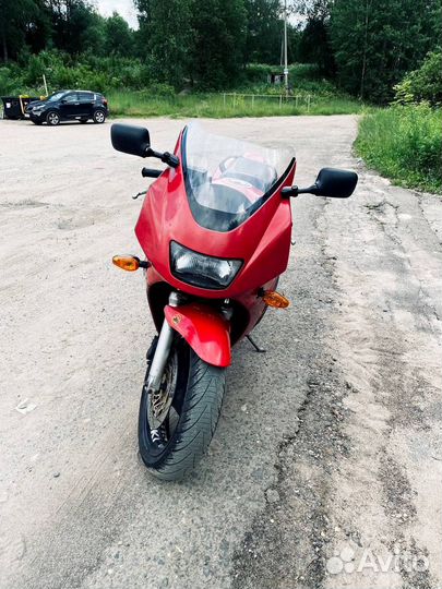 Suzuki RF 400R