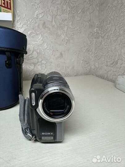 Видеокамера sony