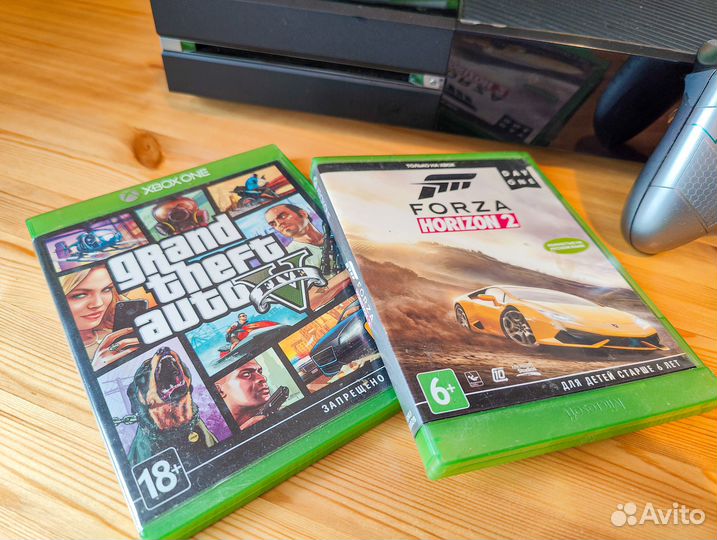 Игровая приставка Xbox one 500gb + 7 игр