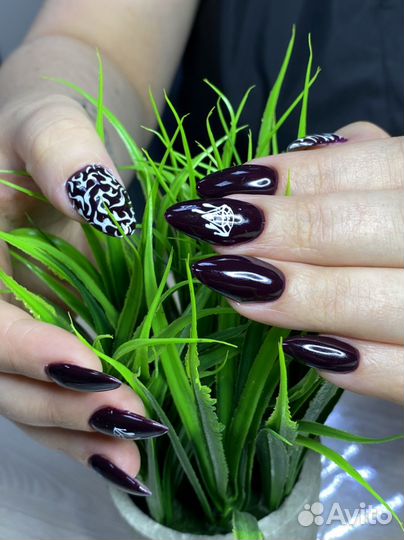 Маникюр, наращивание, коррекция ногтей