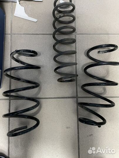 Пружины vw polo передние от рестайлинга и задние
