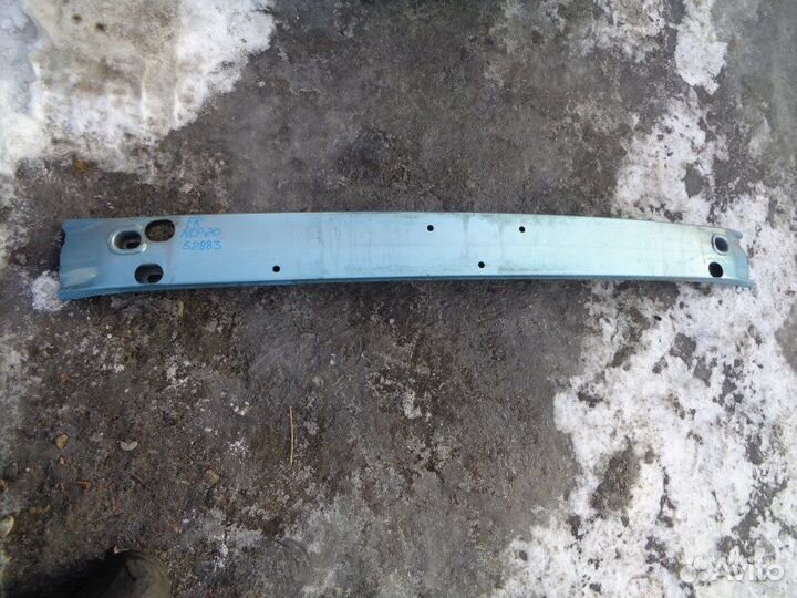 Усилитель бампера передний Toyota Funcargo NCP20