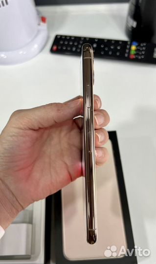 iPhone 11 Pro Max, 64 ГБ