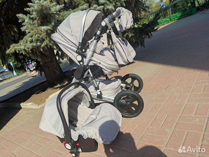 Коляска Luxmom