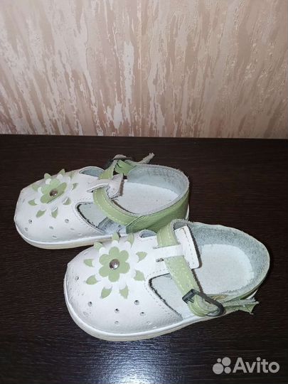 Сандалии для девочки