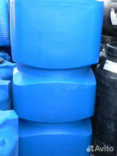 Емкость для воды vert Р 750 литров (sterh)