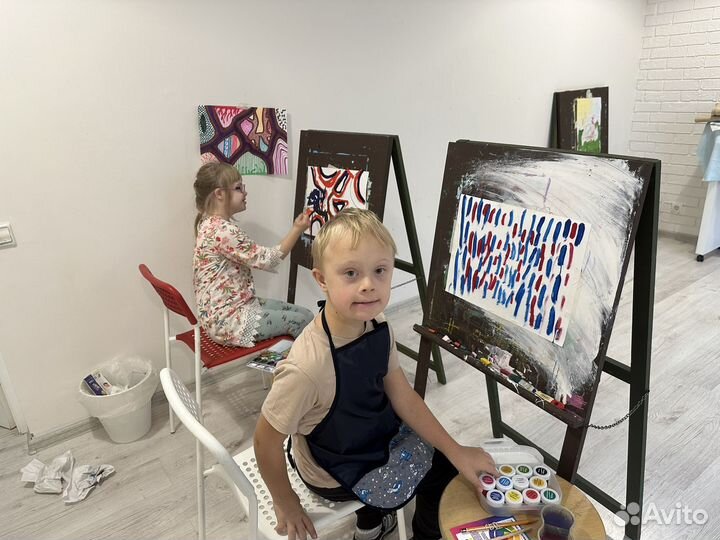 Художник, преподаватель по изо