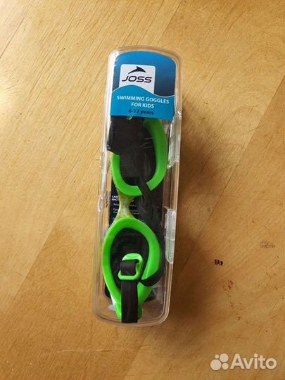 Очки для плаванья с солнцезащитным эффетом