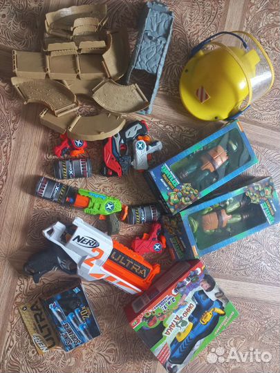 Большой пакет игрушек для мальчика