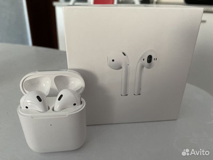 Беспроводные наушники apple airpods