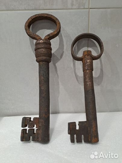 Ключ амбарный