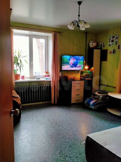Комната 16,6 м² в 2-к., 1/3 эт.