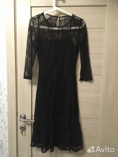 Вечернее чёрное платье