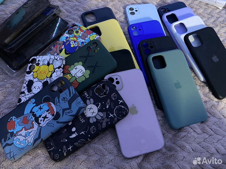 Чехол на iPhone 11