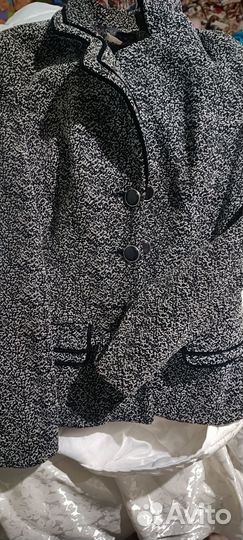 Отдам бесплатно вещи 46 - 48