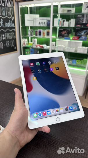 iPad air 2 64GB Wi-Fi + Cellular silver