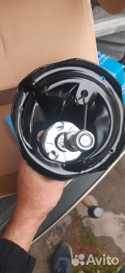 Передние стойки амортизатора kia ceed Ed