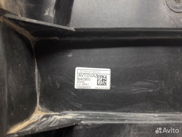 Диффузор радиатора Лада Гранта 2011